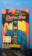 Load image into Gallery viewer, DETECTIVE COMICS #575
