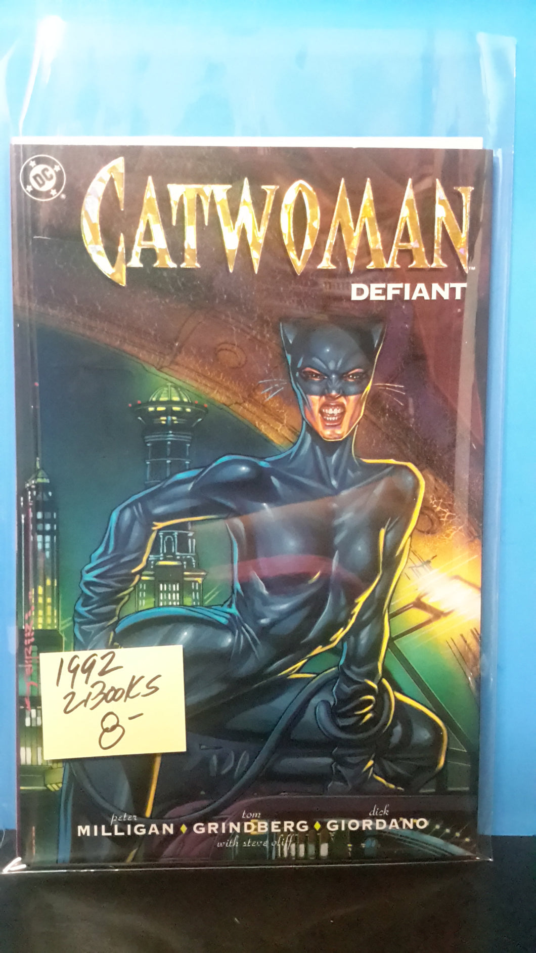 CATWOMAN DEFIANT AND PENGUIN TRIUMPHANT 2PK